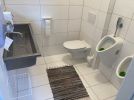 WC, Pissoir und Waschrinne